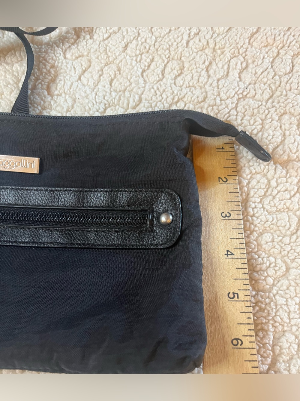 Baggallini Black Crossbody Organizer Bag RFID Travel Purse - Picture 5 of 6